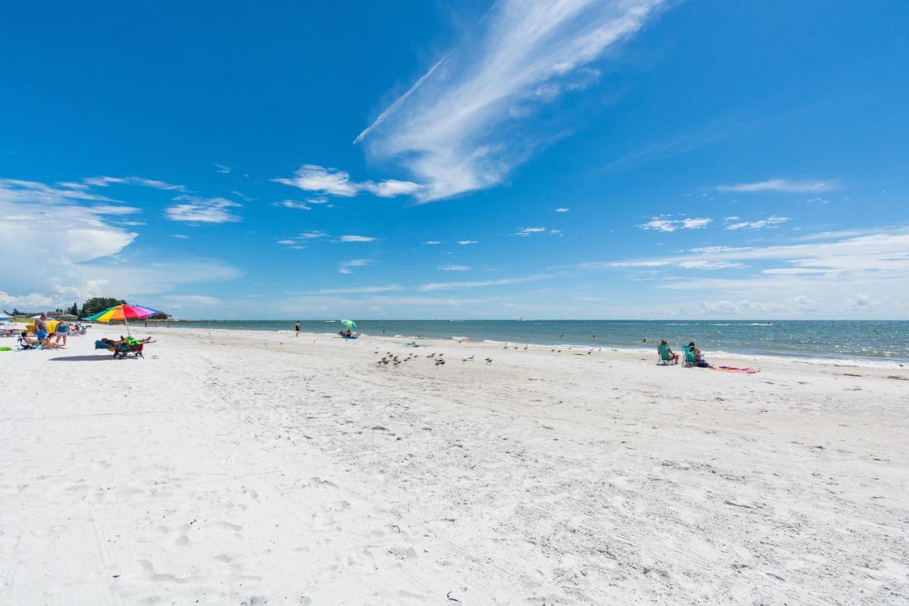 104 Las Brisas Condo St. Pete Beach Dış mekan fotoğraf