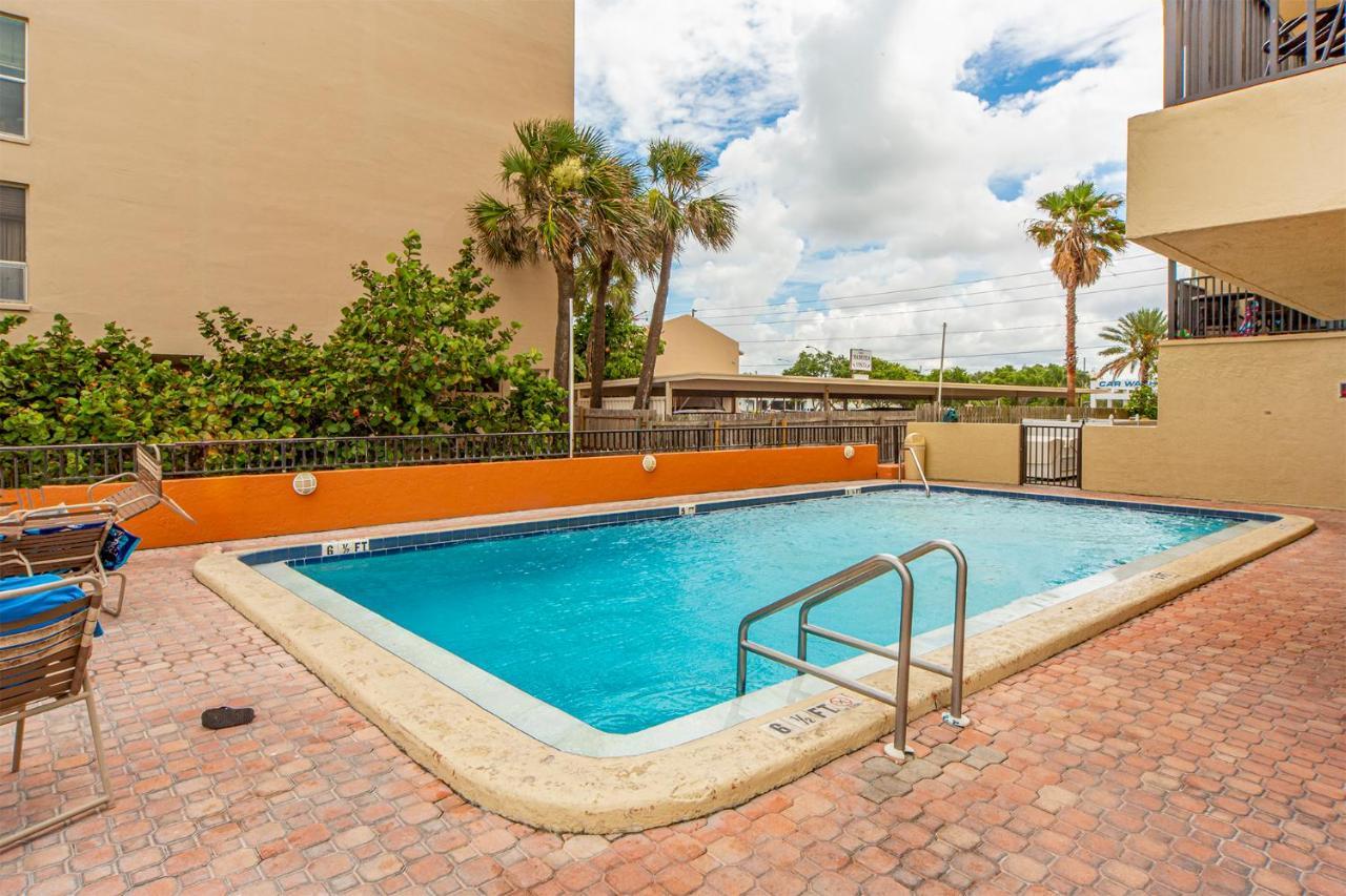 104 Las Brisas Condo St. Pete Beach Dış mekan fotoğraf